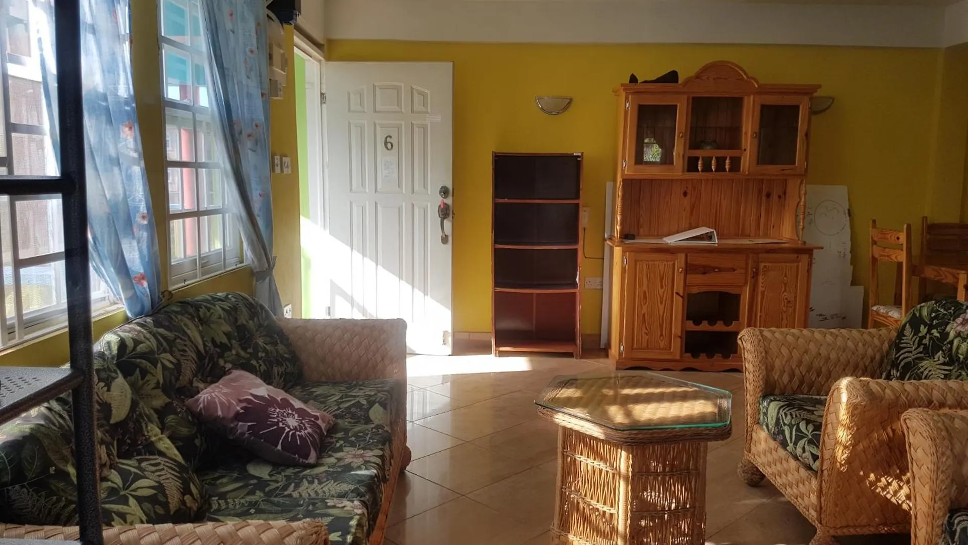 Coco Mango Suites Portsmouth 0*,