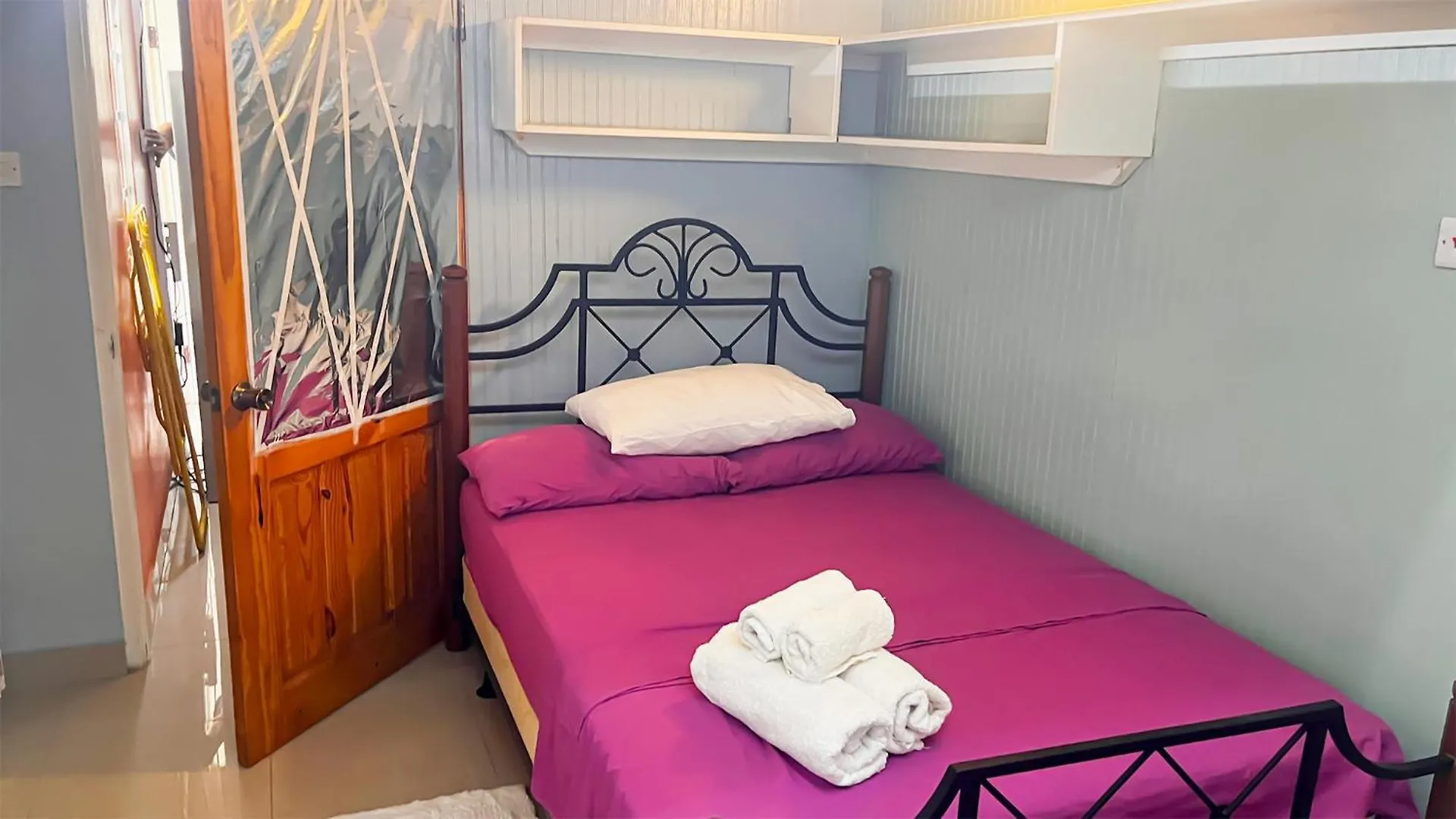Coco Mango Suites Portsmouth 0*,